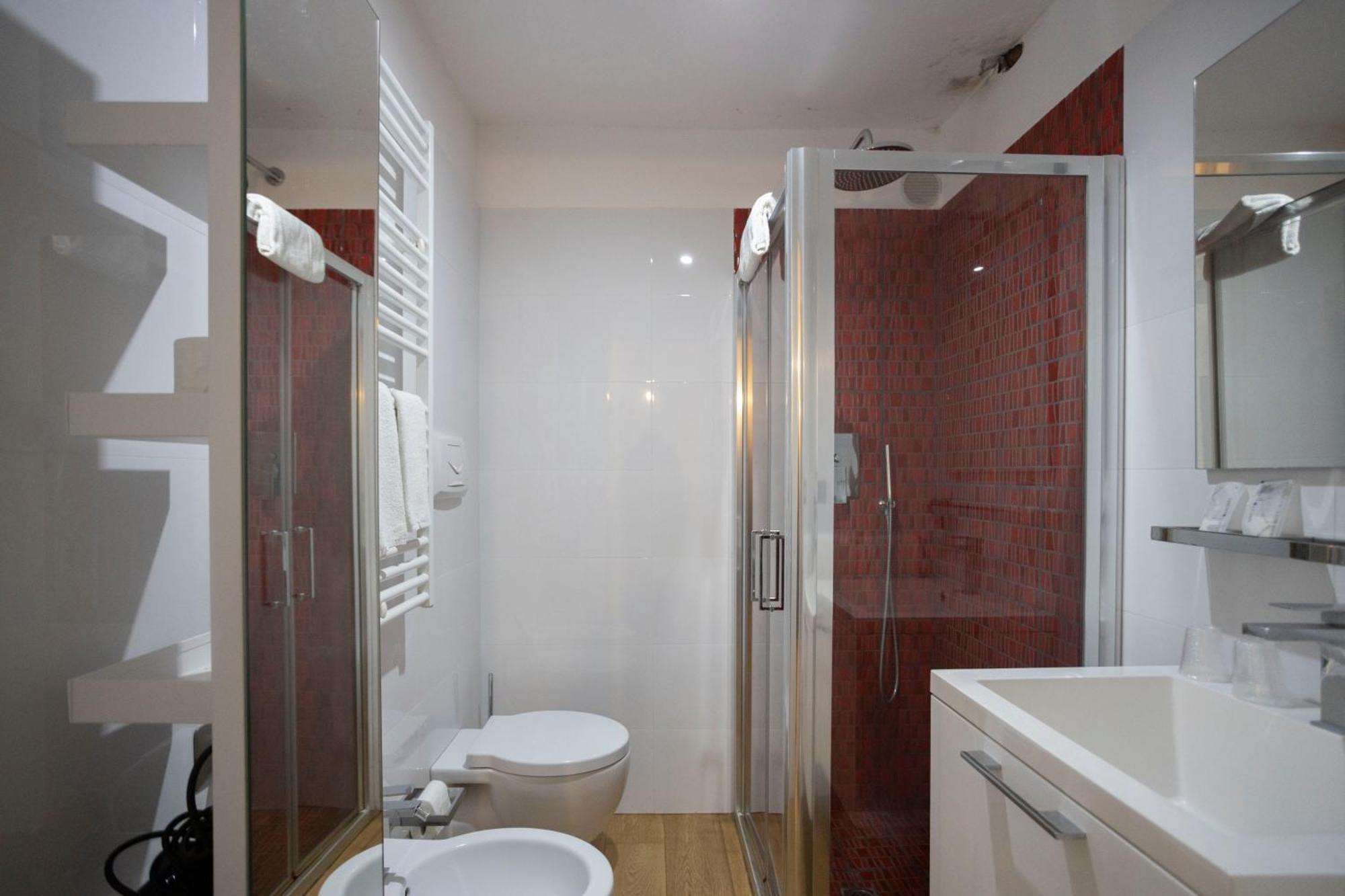 Qu4Ttro I Domo House Salerno Exterior foto